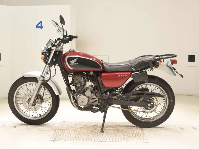 Honda CB223S, красный, фото 2