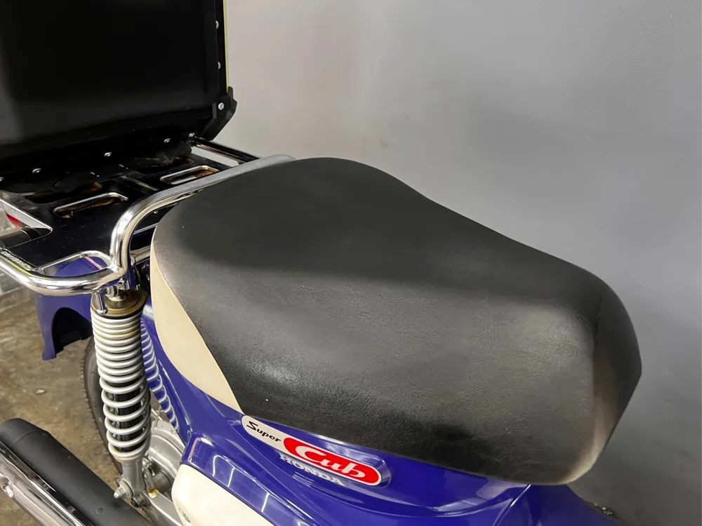 Honda C110, white / blue, фото 13