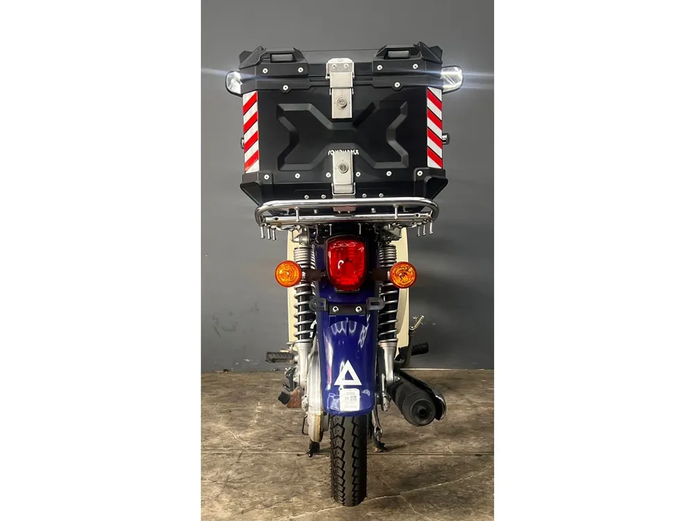 Honda C110, white / blue, фото 6