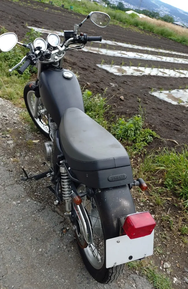 Yamaha SR400-4 2013, фото 6