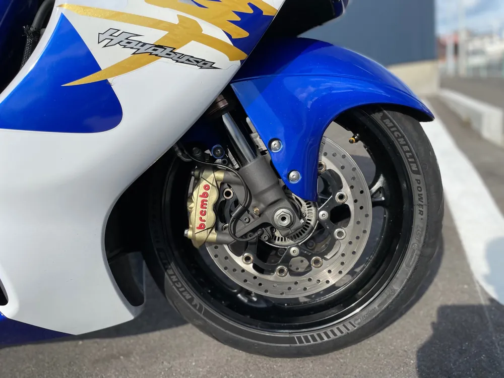 Suzuki GSX1300R 2016, синий, фото 15