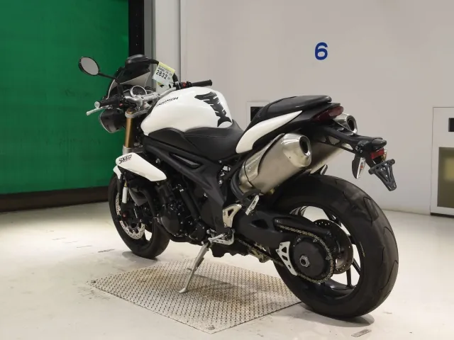 Triumph Speed Triple 2013, белый, фото 6