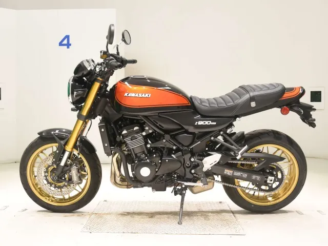 Kawasaki Z900Rs-2Se 2026, чёрный, оранжевый, фото 2