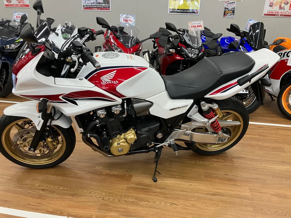 Honda CB1300 2012, белый, красный, фото 2