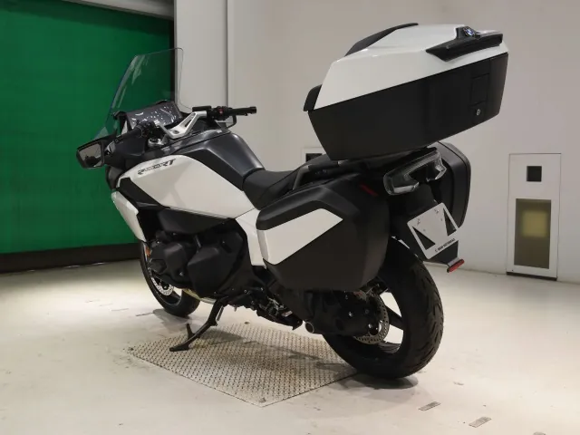 BMW R1300RT ASA 2026, белый, чёрный, фото 6