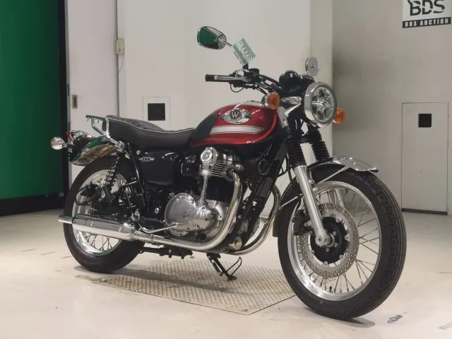 Kawasaki W800-2 2022, red | silver, фото 3