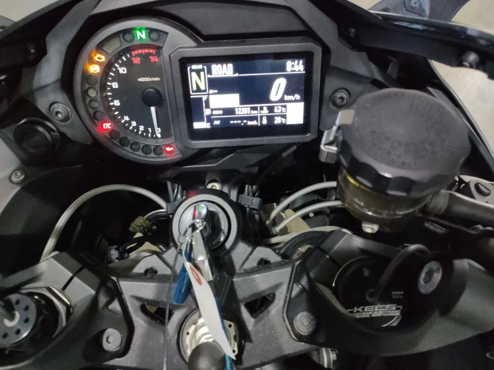 Kawasaki Ninja H2 SX 2019, black/gray, фото 5