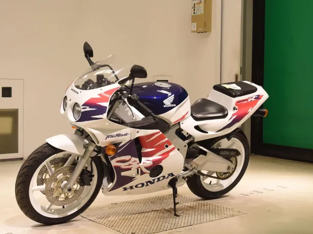 Honda CBR250RR, white | red | blue, фото 4