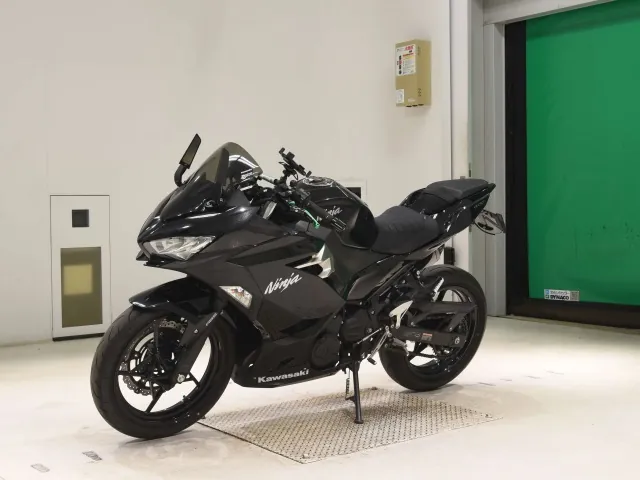 Kawasaki Ninja 400 2018, чёрный, фото 4