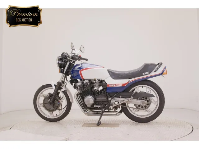 Honda CBX550 2026, белый, красный, синий, фото 2