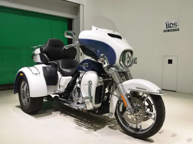Harley-Davidson HARLEYFLHTCUTG1690 2015, белый, синий, фото 3