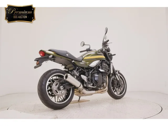 Kawasaki Z900RS 2020, зелёный, фото 5
