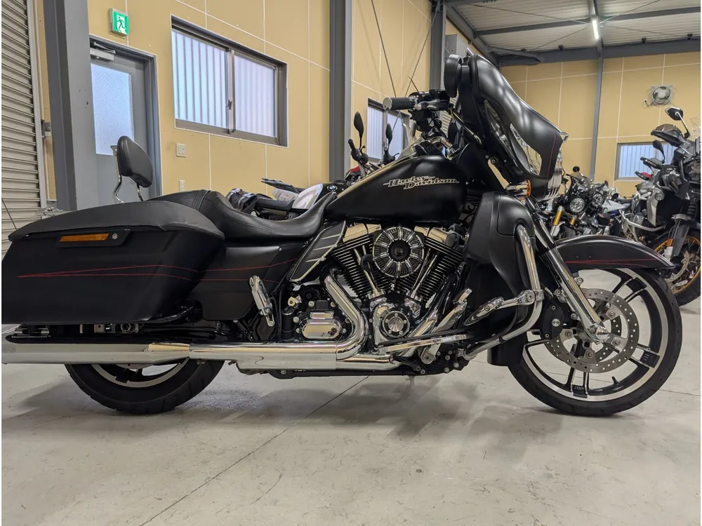 Harley-Davidson FLHXS STREET G SPL 2016, maddo black, фото 2