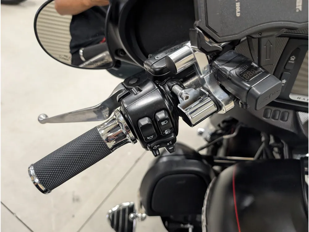 Harley-Davidson FLHXS STREET G SPL 2016, maddo black, фото 6