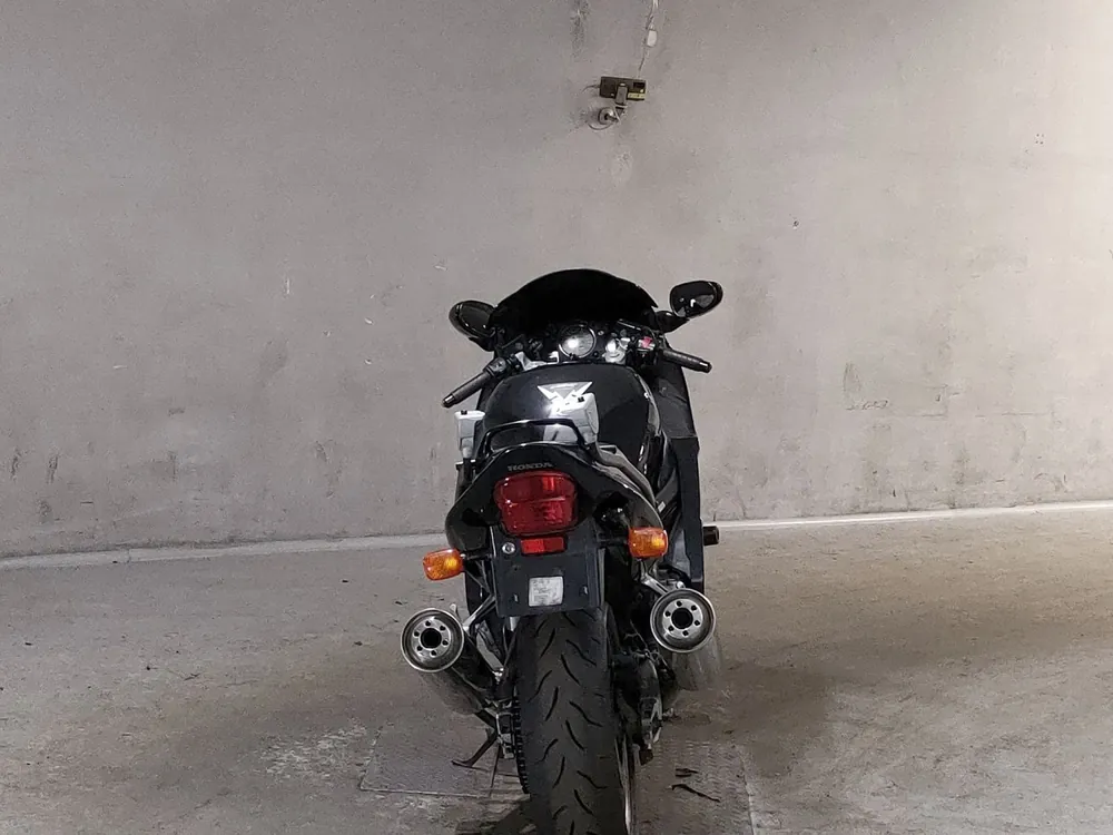 Honda CBR1100XX 2000, чёрный, фото 4