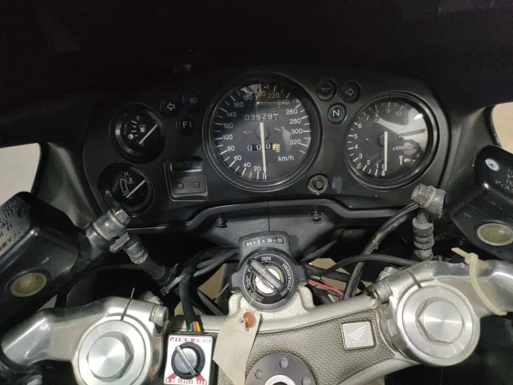 Honda CBR1100XX 2000, чёрный, фото 5
