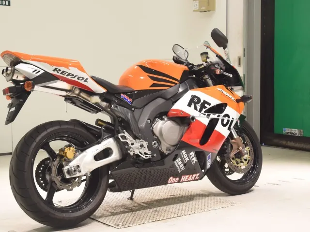 Honda CBR1000RR 2005, white | orange, фото 5