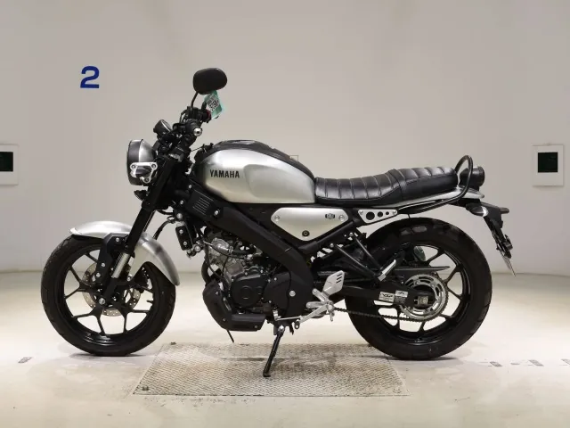 Yamaha XSR125, серебристый, фото 2