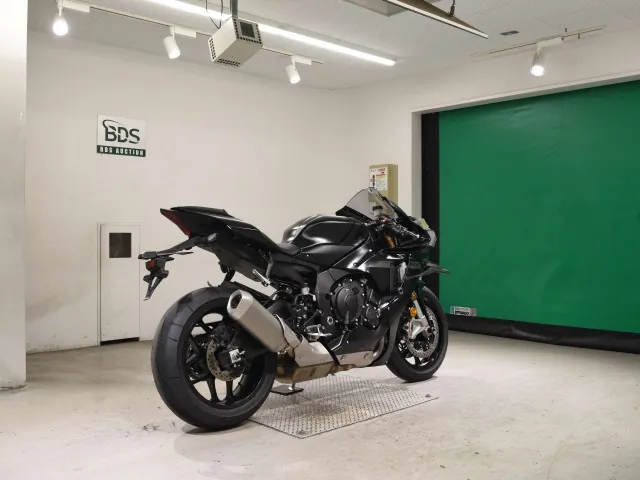 Yamaha YZF-R1M 2026, matt black, фото 5