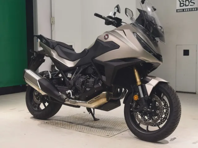 Honda NT1100 2025, золотистый, фото 3
