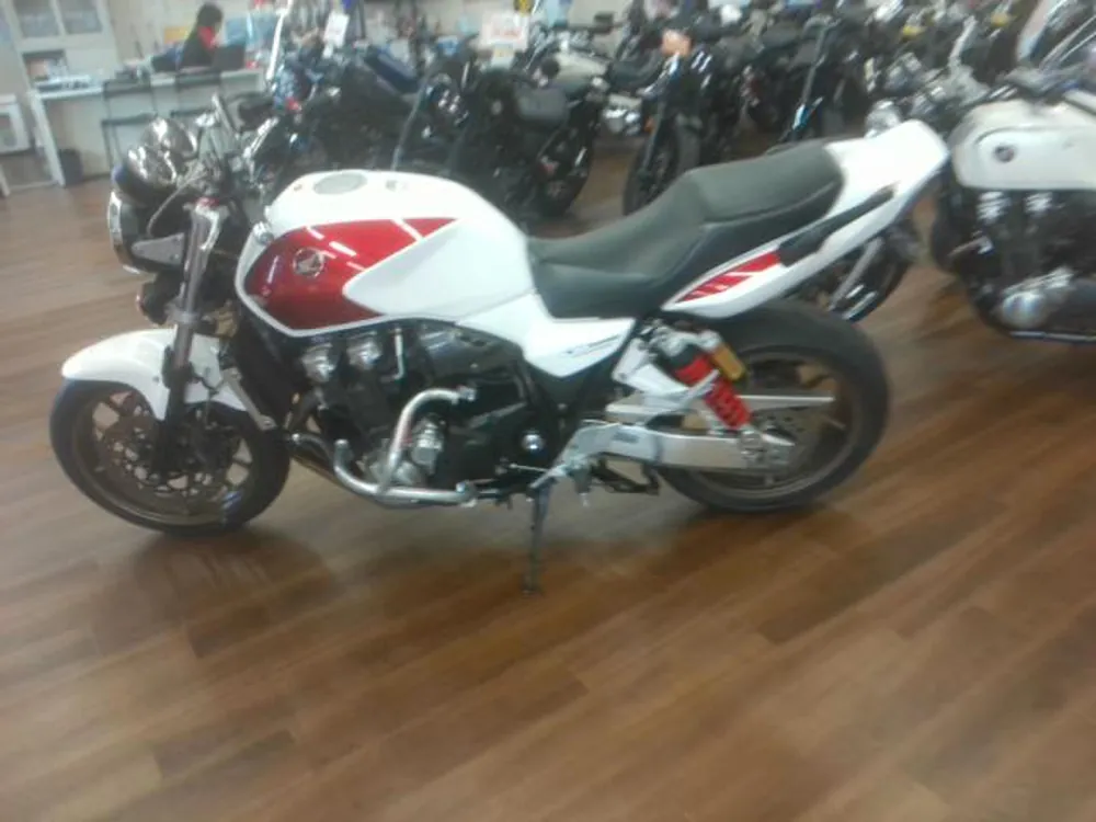 Honda CB1300 2017, white / red, фото 2