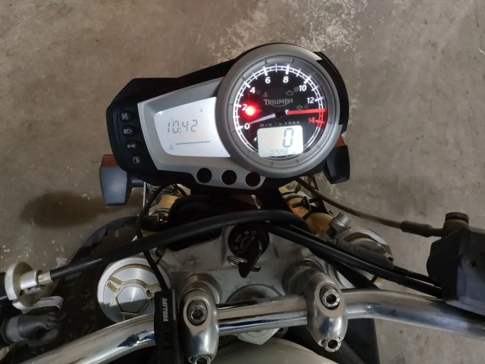 Triumph Triumph Street Triple из Японии, фото 5