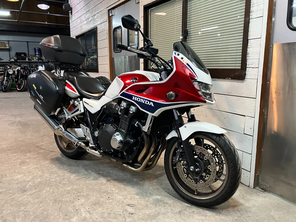 Honda CB1300 2016, белый, красный, navy blue, фото 7