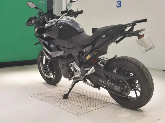 BMW F900XR 2024, чёрный, фото 6