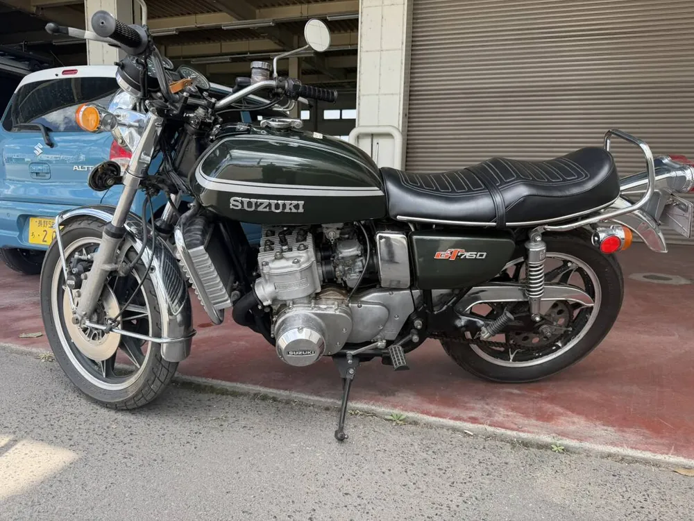 Suzuki GT750 1975, фото 3