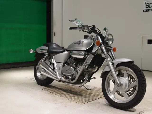 Honda V-Twin Magna 250, серебристый, фото 3