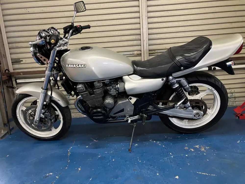 Kawasaki Zephyr 400, серебристый, фото 2