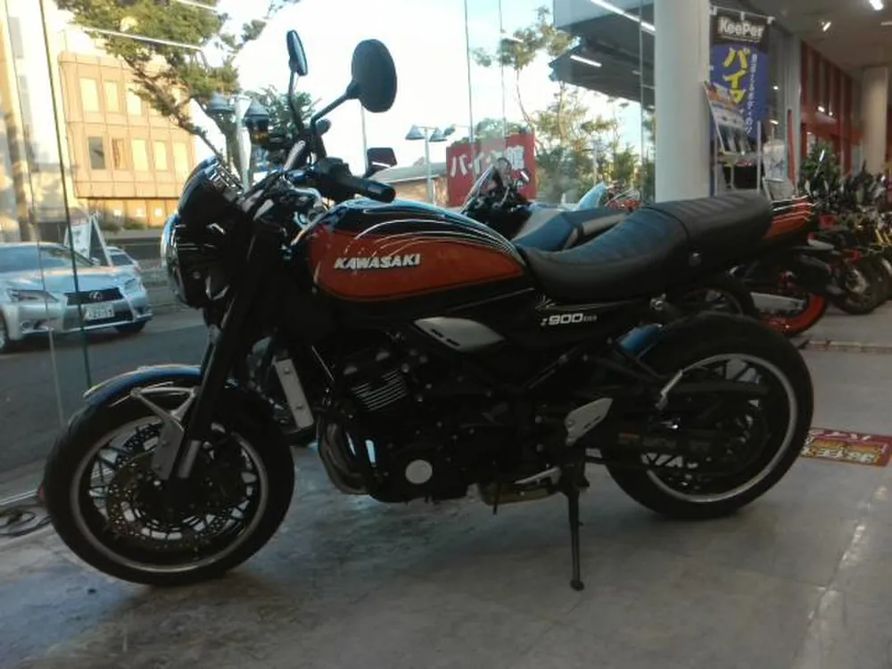 Kawasaki Z900RS 2018, light brown / orange, фото 2