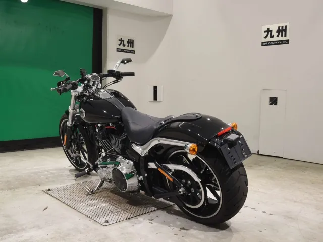 Harley-Davidson FXSB Breakout 2014, чёрный, фото 6