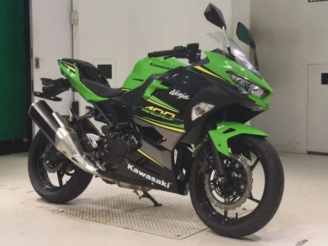 Kawasaki Z400 2023, black | green, фото 3
