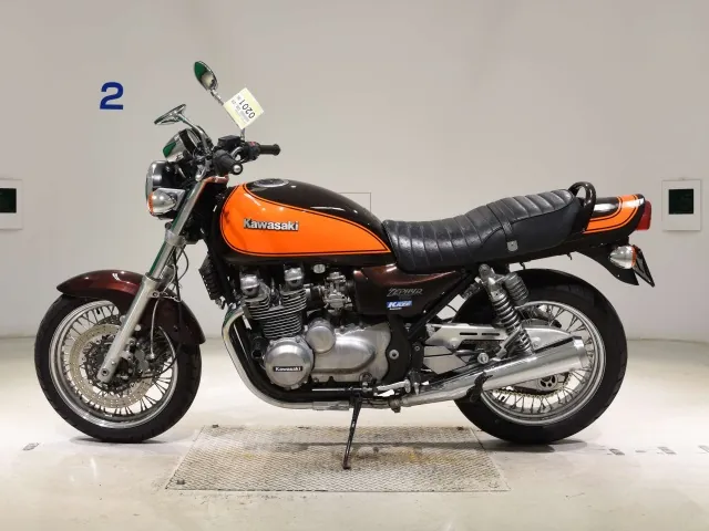 Kawasaki Zephyr750RS 2024, light brown | orange, фото 2