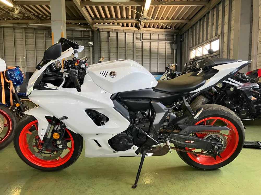 Yamaha YZF-R7 2023, p white, фото 2