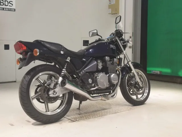 Kawasaki Zephyr 550 2025, navy blue, фото 5