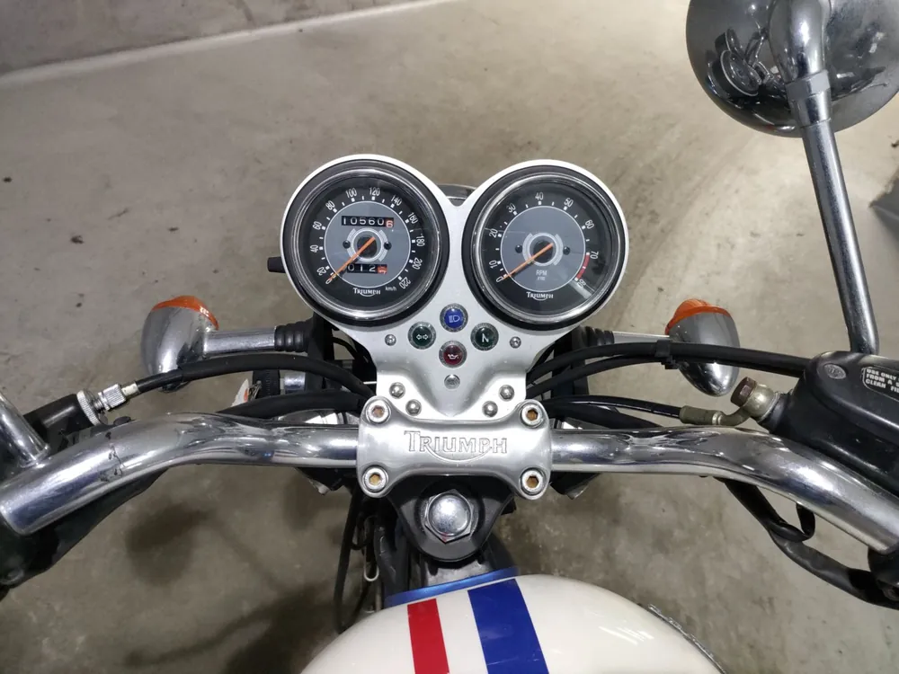 Triumph Bonneville 2006, синий, фото 5