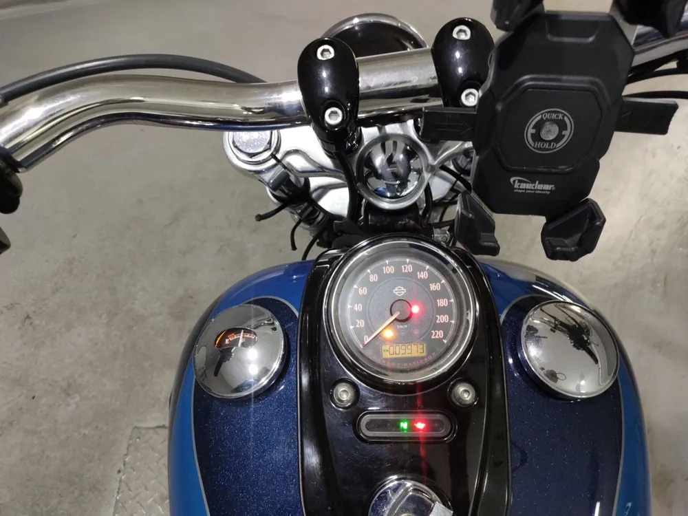 Harley-Davidson FXDWG1580 2011, синий, фото 5