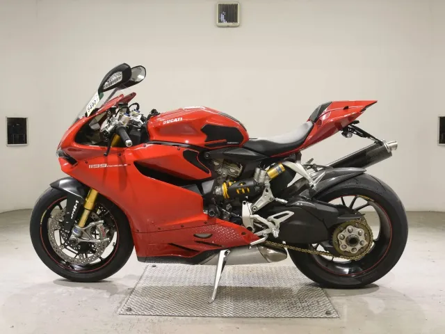 Ducati 1199 Panigale S 2013, красный, фото 2