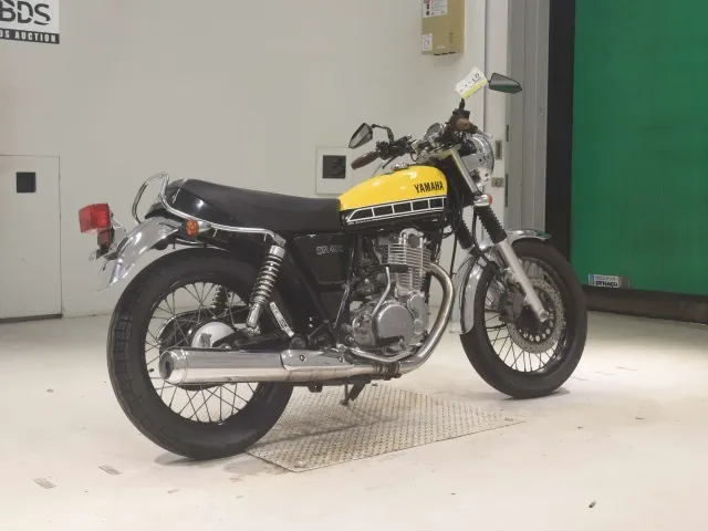 Yamaha SR400 2016, чёрный, жёлтый, фото 5