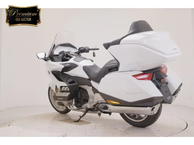 Honda GL1800 2026, белый, фото 6