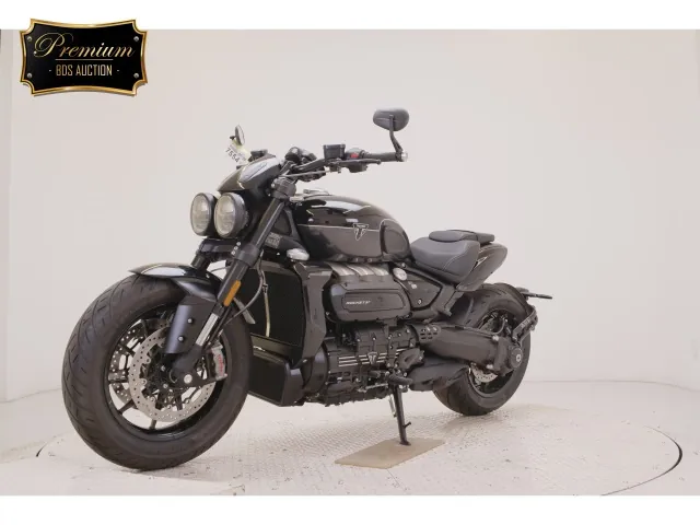 Triumph ROCKET III STORM R 2026, чёрный, фото 4