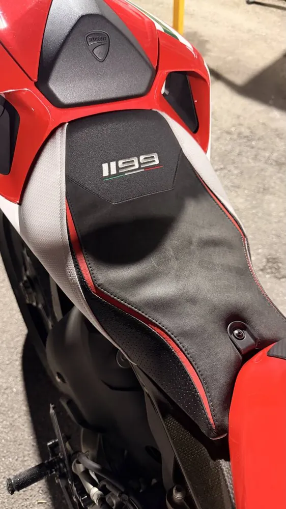 Ducati Panigale S 2012, фото 5