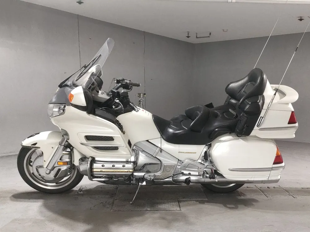 Honda GL1800 2002, белый, фото 2
