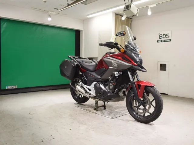 Honda NC750X Type-LD 2020, красный, фото 3