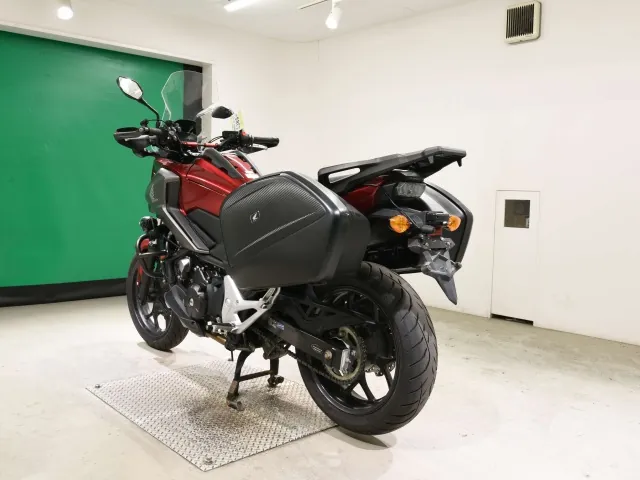 Honda NC750X Type-LD 2020, красный, фото 6