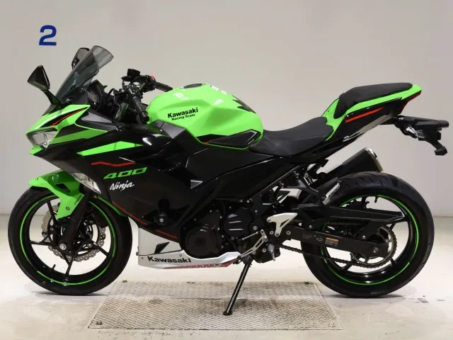 Kawasaki Ninja 400 2021, black | green, фото 2