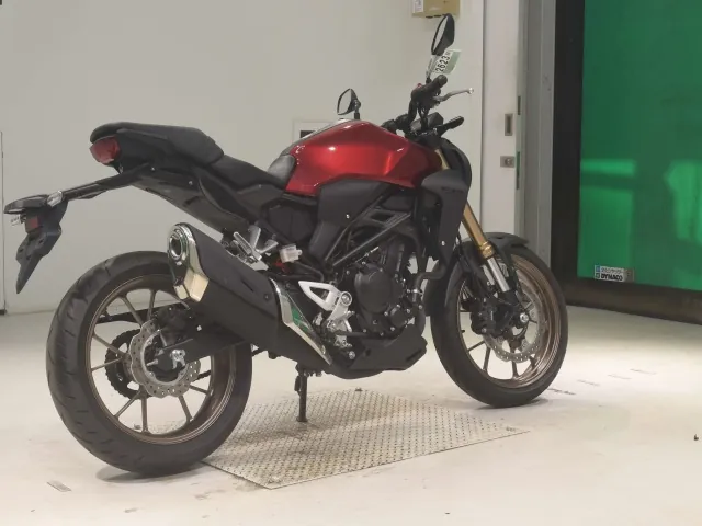 Honda CB250R MC52, красный, фото 5