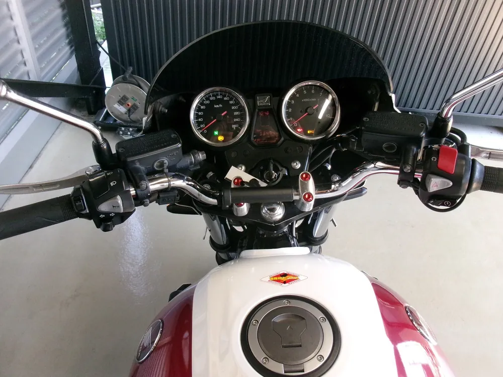 Honda CB1300 2017, p white, красный, фото 3